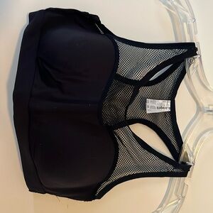 Black sports bra withh mesh straps